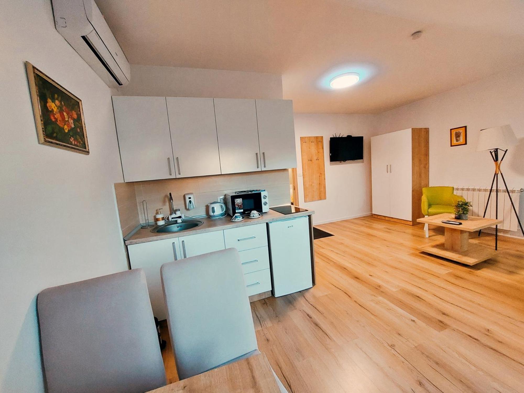 Buba Palace Niksic Ngoại thất bức ảnh