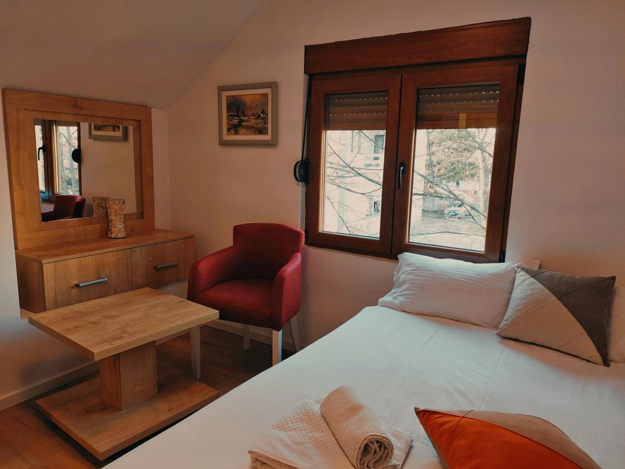 Buba Palace Niksic Ngoại thất bức ảnh
