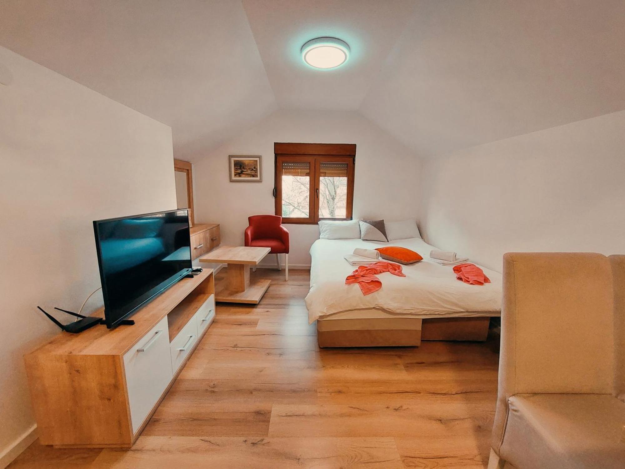 Buba Palace Niksic Ngoại thất bức ảnh