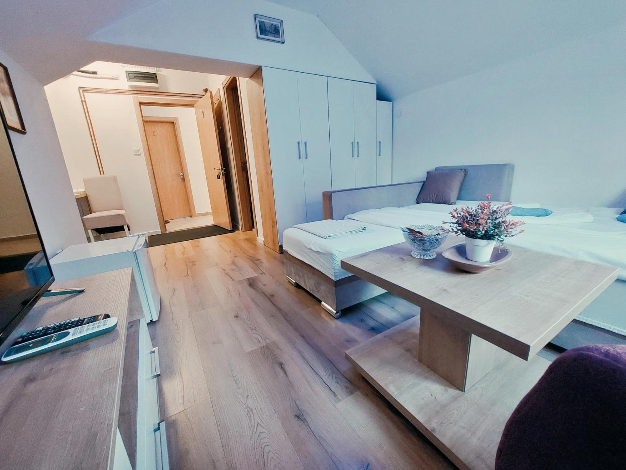 Buba Palace Niksic Ngoại thất bức ảnh